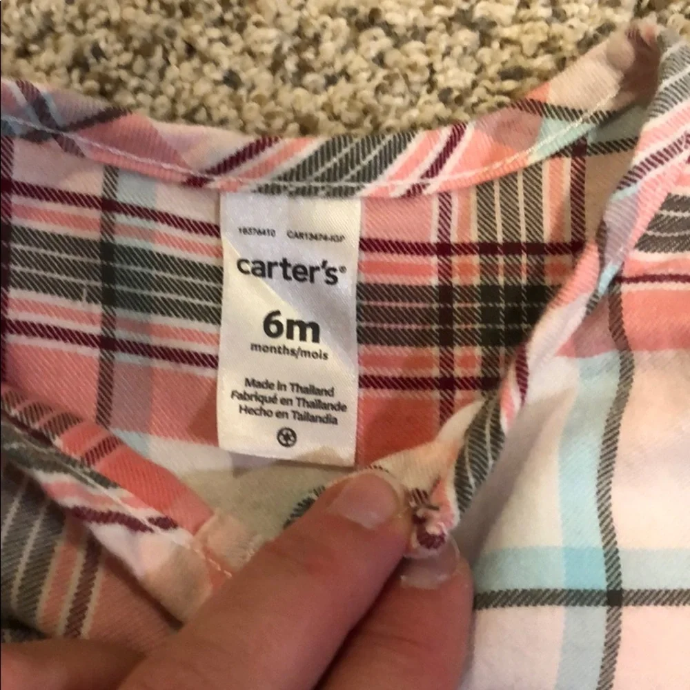 Carter’s 6 month plaid top NWOT